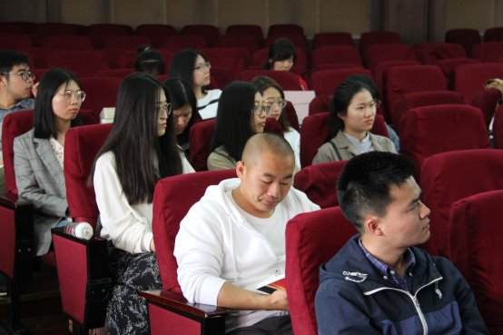 C:\Users\PC\Desktop\党员读物精选\4.24 照片\IMG_7645.JPG
