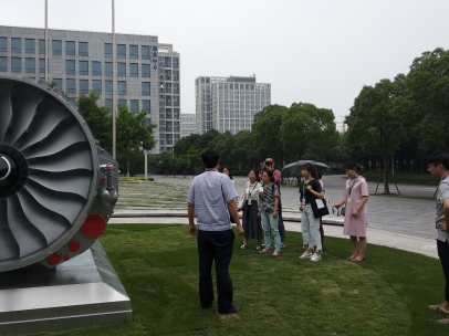 D:\SJTU研究生\B17党支部\2019共行计划\上海展参观\微信图片_20190708191136.jpg