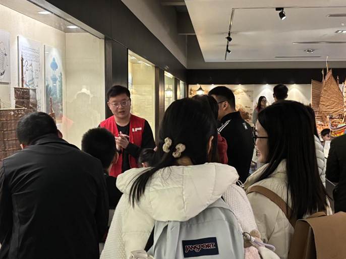 参观照3-船运博物馆